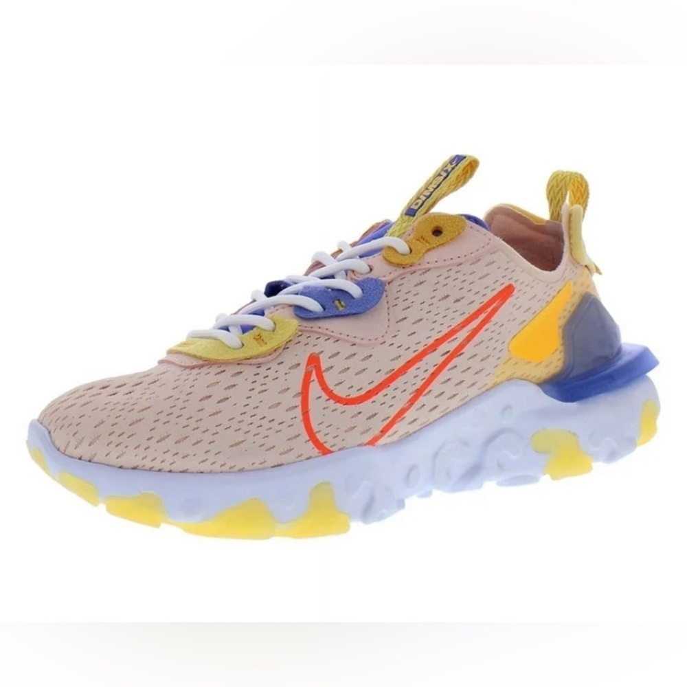Nike Women’s React Vision Washed Coral Sneaker,‎ Size 9.5